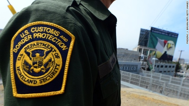 Can US border agents lawfully search you?