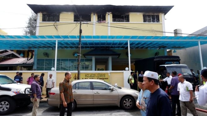Kuala Lumpur school fire kills students and teachers