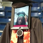 Robot stands in for US student at graduation