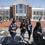 Private colleges aim to draw community college students to campus