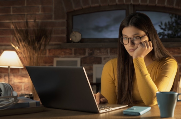 University offers free laptops to students with limited resources. There's now a waitlist.